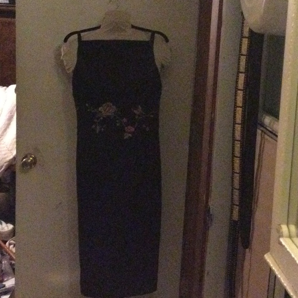 Black Embellished Sheath Midi Dress